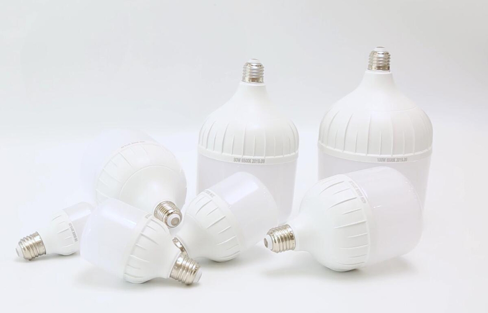 Ampoule LED en forme de T à lumière froide, chaude et naturelle